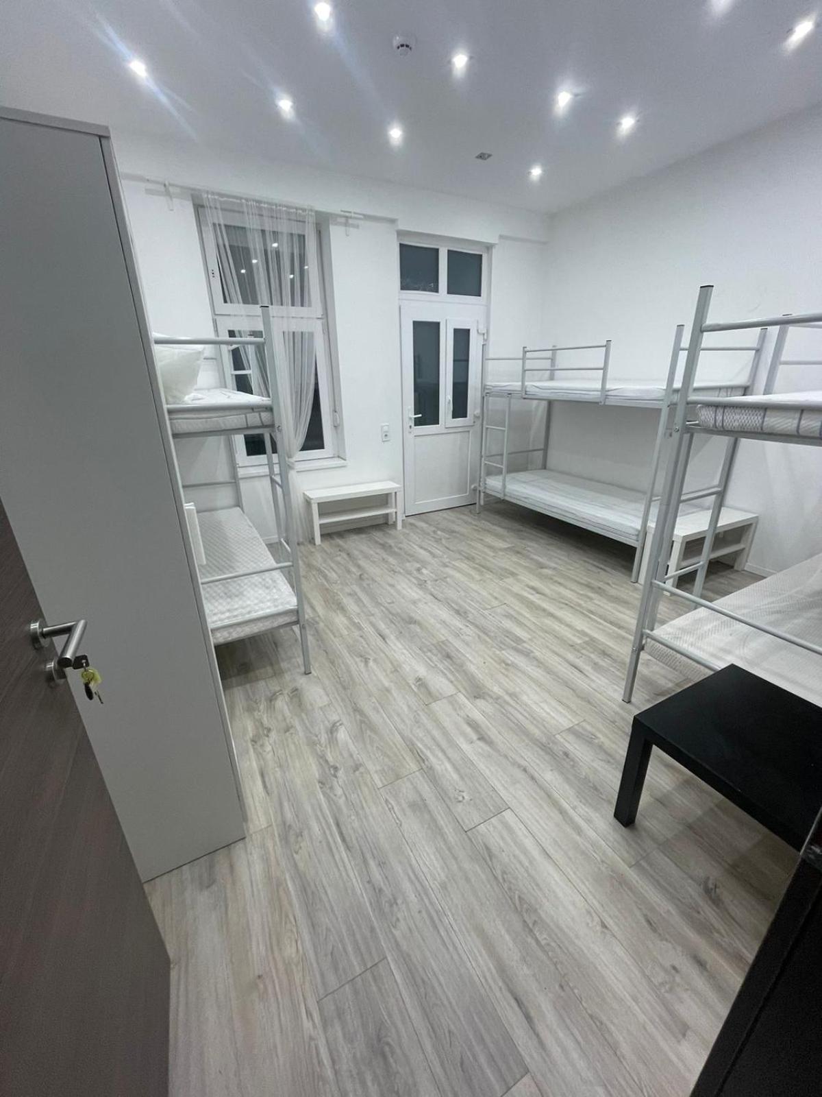 Golya Beds Free Parking Hostel Budapest Exterior photo